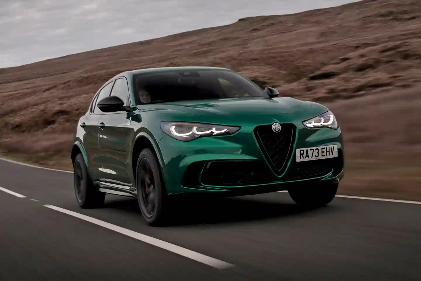 Alfa Romeo Stelvio met geblindeerde ramen in Twente