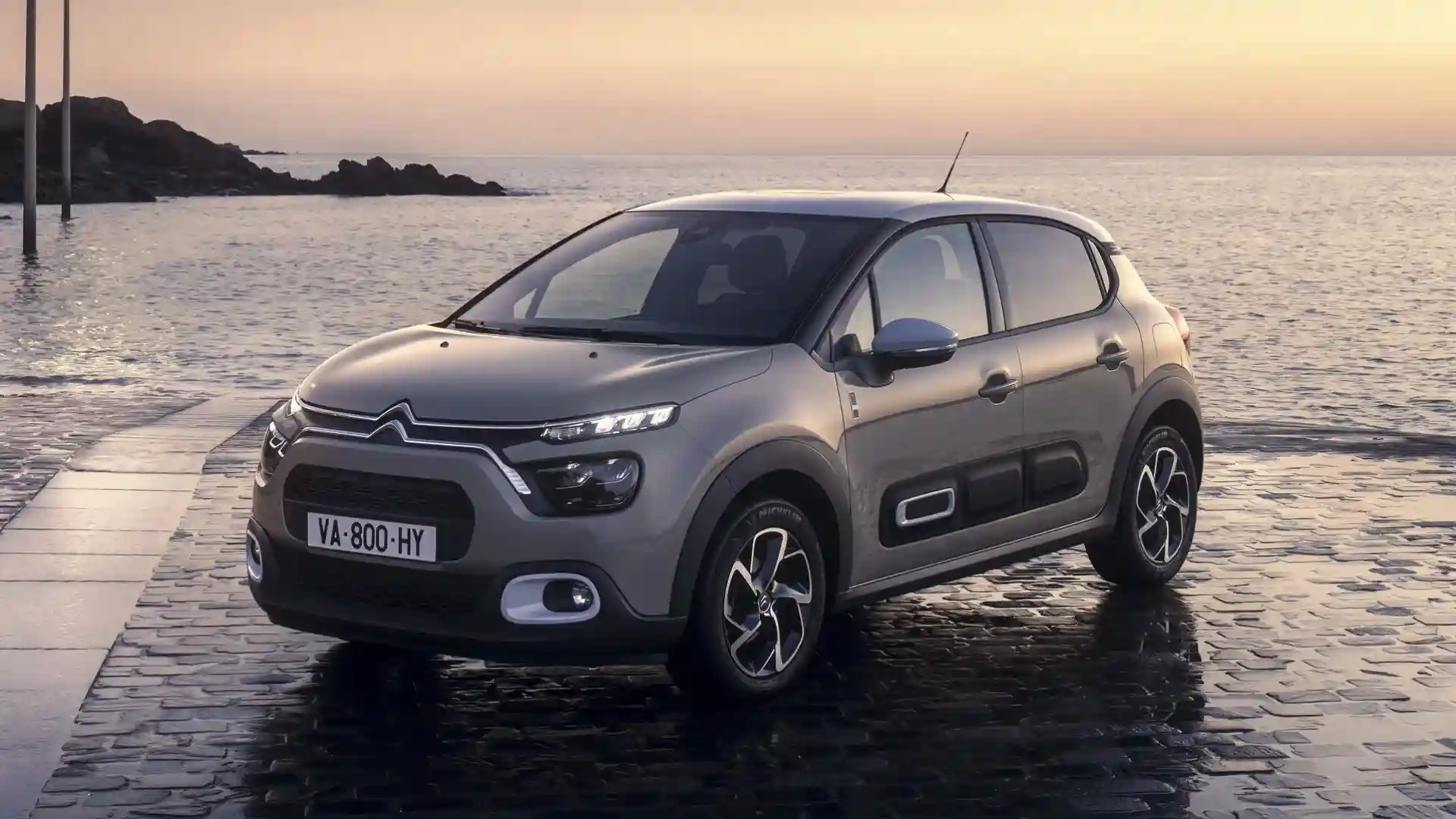 Citroën C4 met geblindeerde ruiten in Hengelo