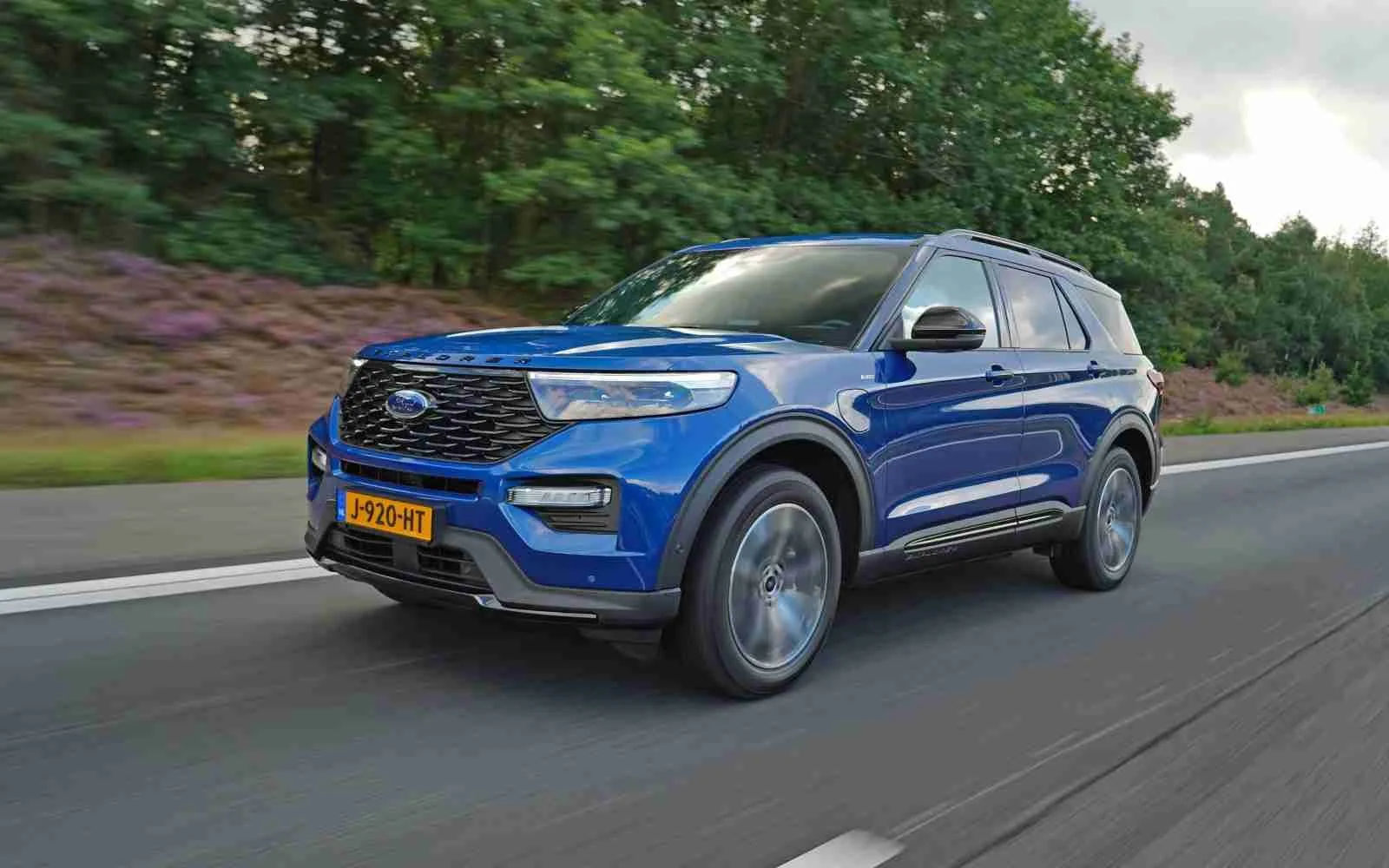 Elektrische Ford Mustang Mach-E ramen tinten in Almelo
