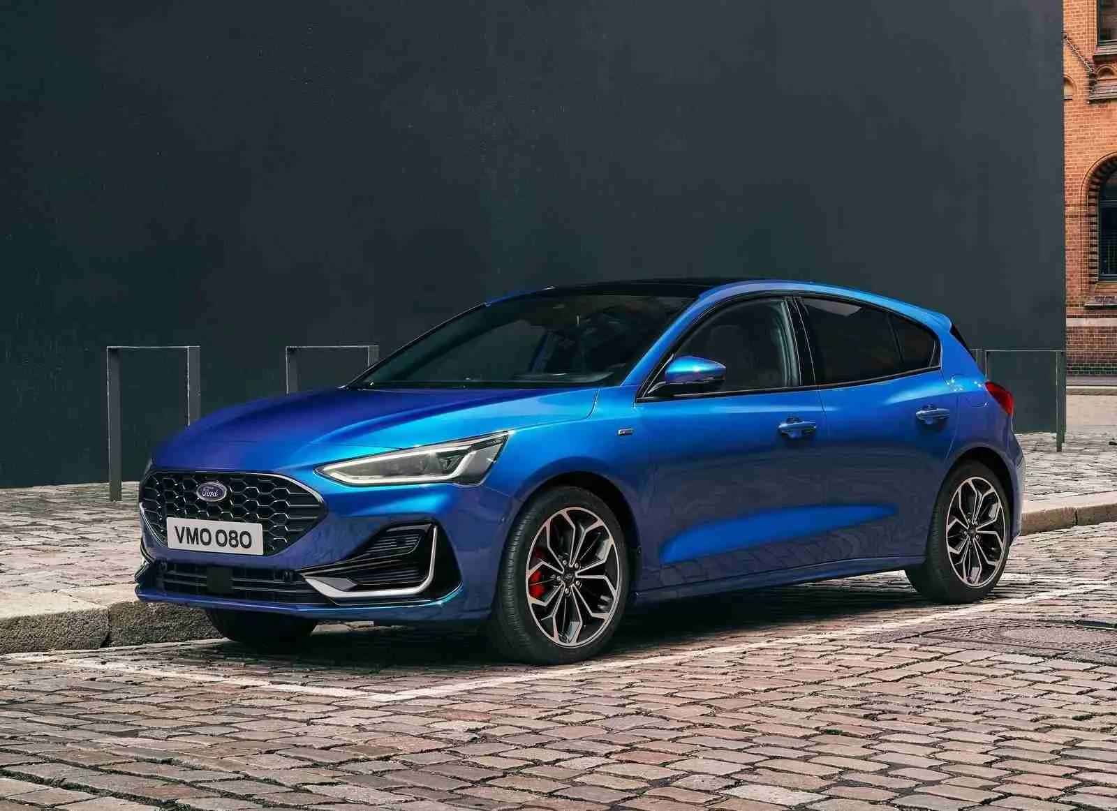 Ford Focus ST-Line met auto ramen tinten Twente
